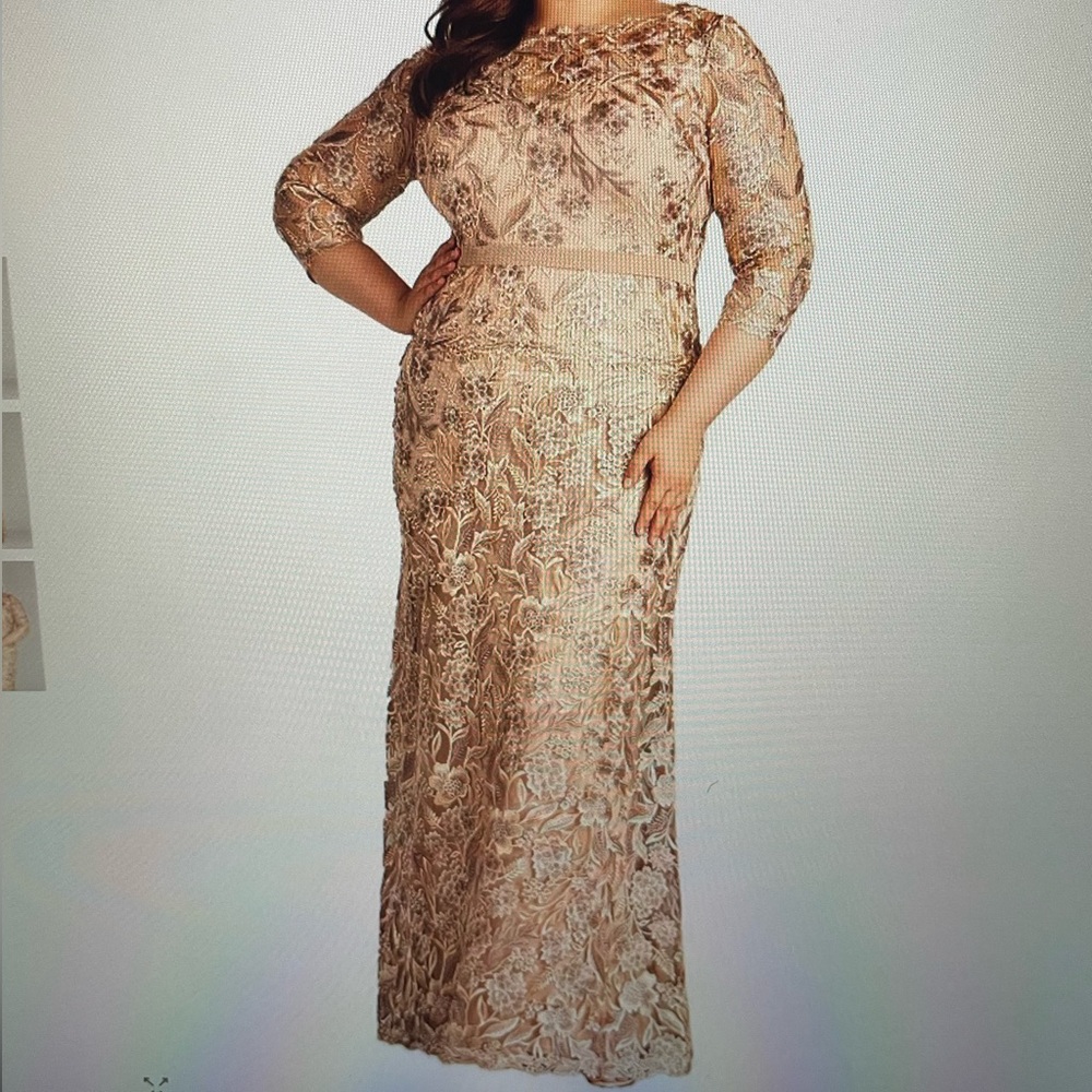 Tadashi Shoji Gold Lace Long Sleeve Dress